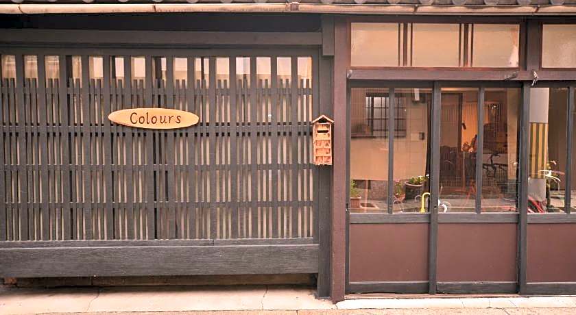 Colours Guesthouse