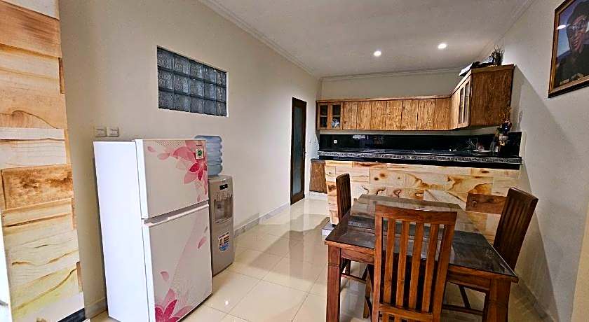 Tegalsari Guest House Canggu