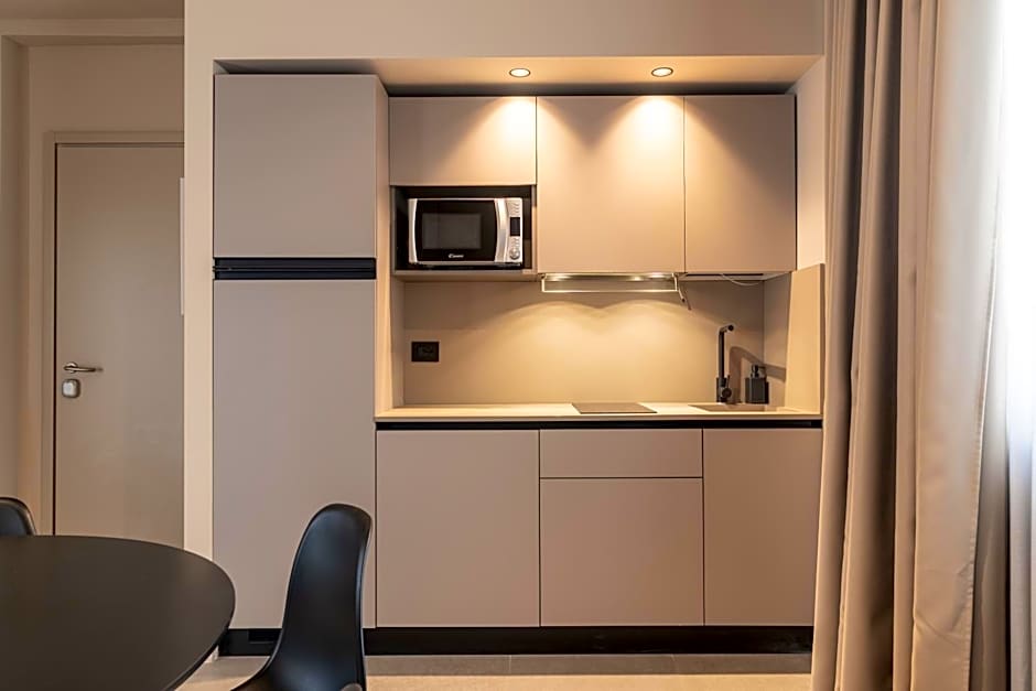 Amare Suite & Apartments