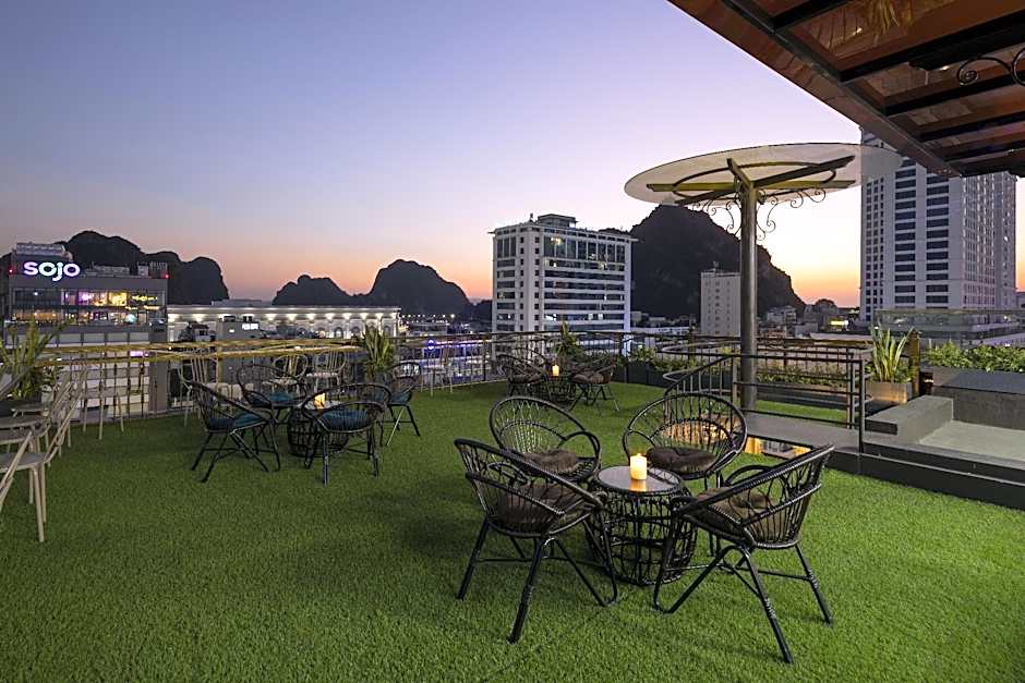 Diamond Luxury Hotel