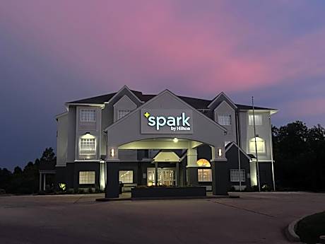 Spark by Hilton Stillwater
