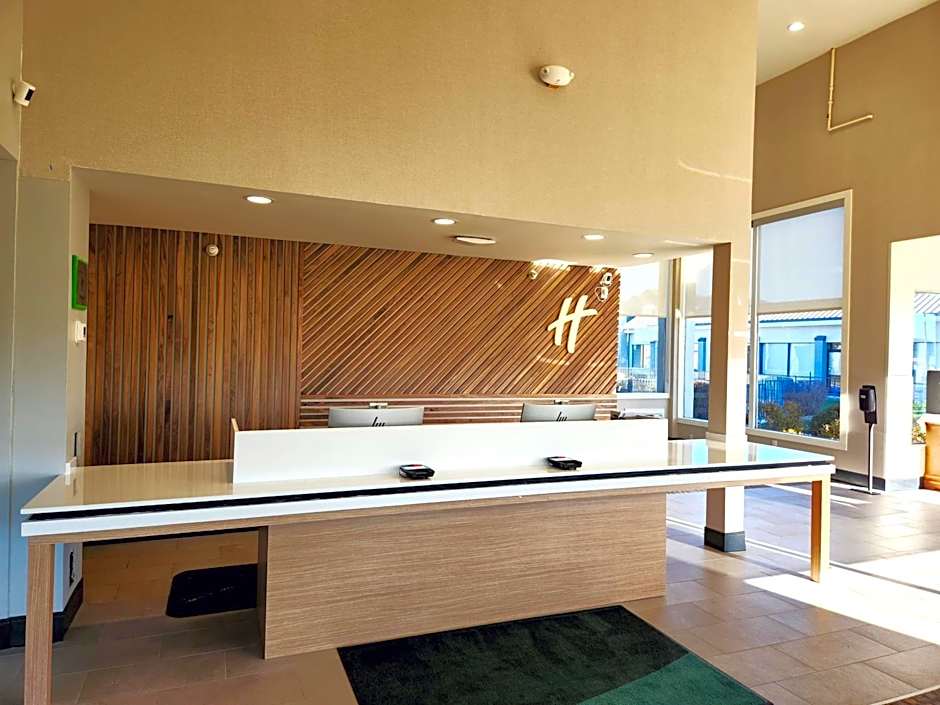 Holiday Inn Ontario By IHG