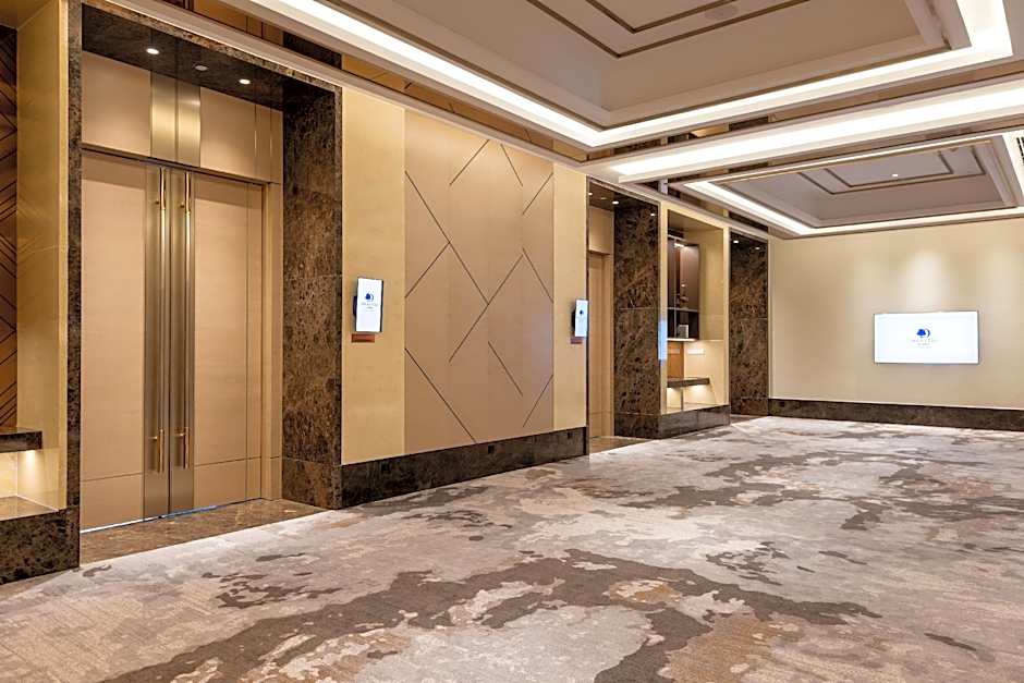 DoubleTree by Hilton Vientiane