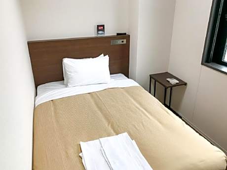 Luxury Single Room - Non-Smoking