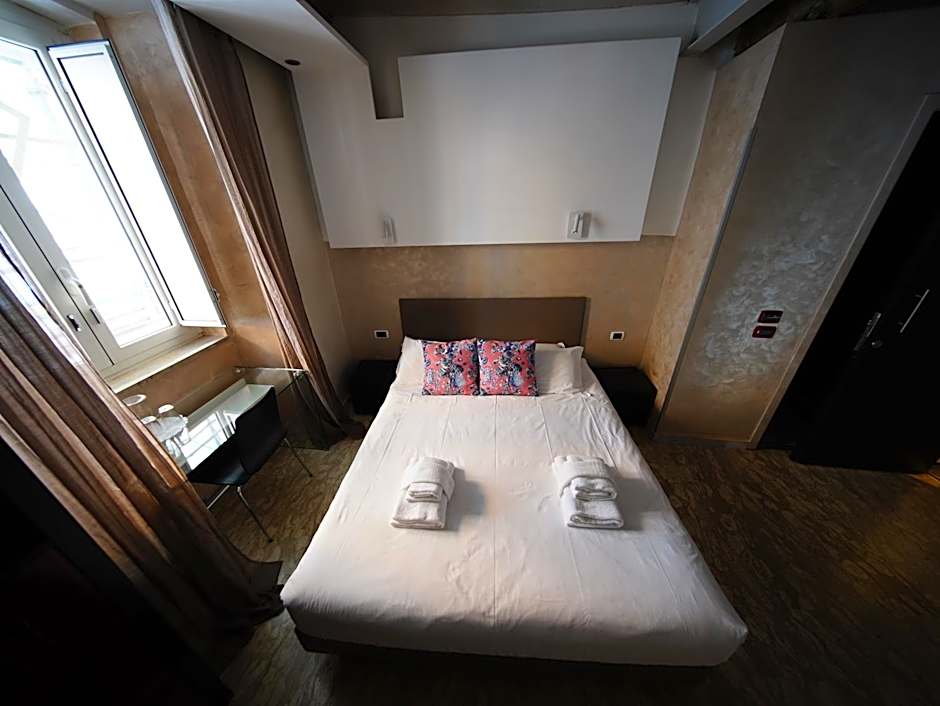 Nerva Accommodation