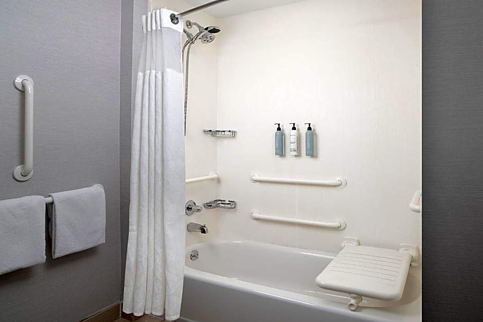 Courtyard by Marriott Hot Springs