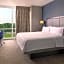 Hampton Inn By Hilton & Suites Teaneck/Glenpointe