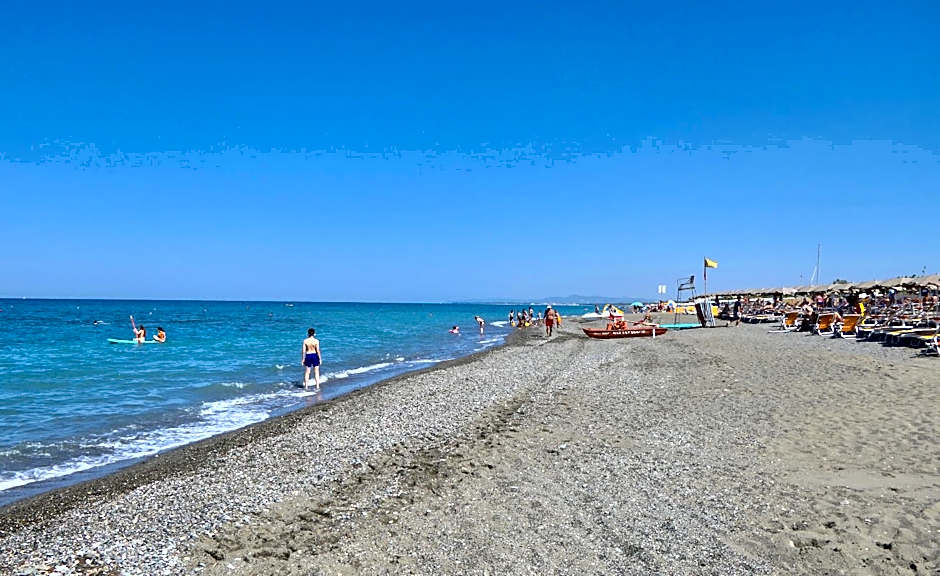 ISA-Holiday Homes from 400 to 900 m from the beach, apartments 6 beds