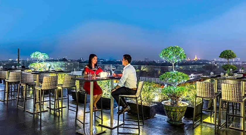 Novotel Yangon Max