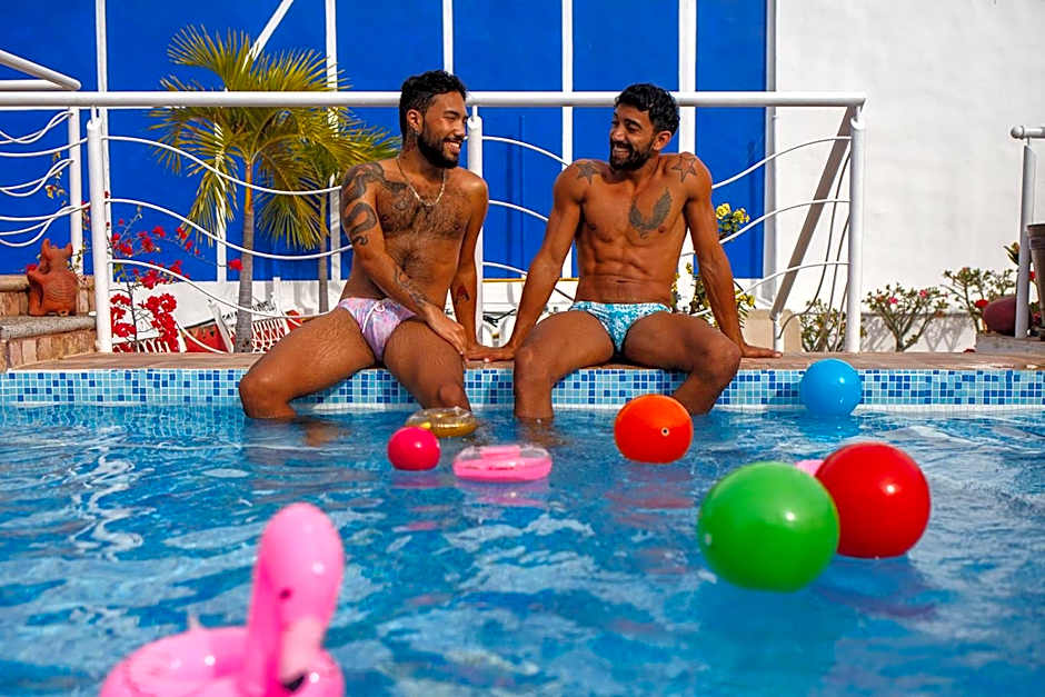 La Iguana Vallarta LGBT ADULTS ONLY - Romantic Zone - Party Clubbing Street