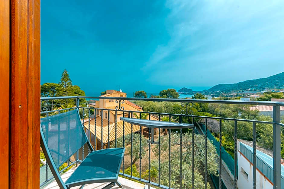 Hotel Baia Del Capitano