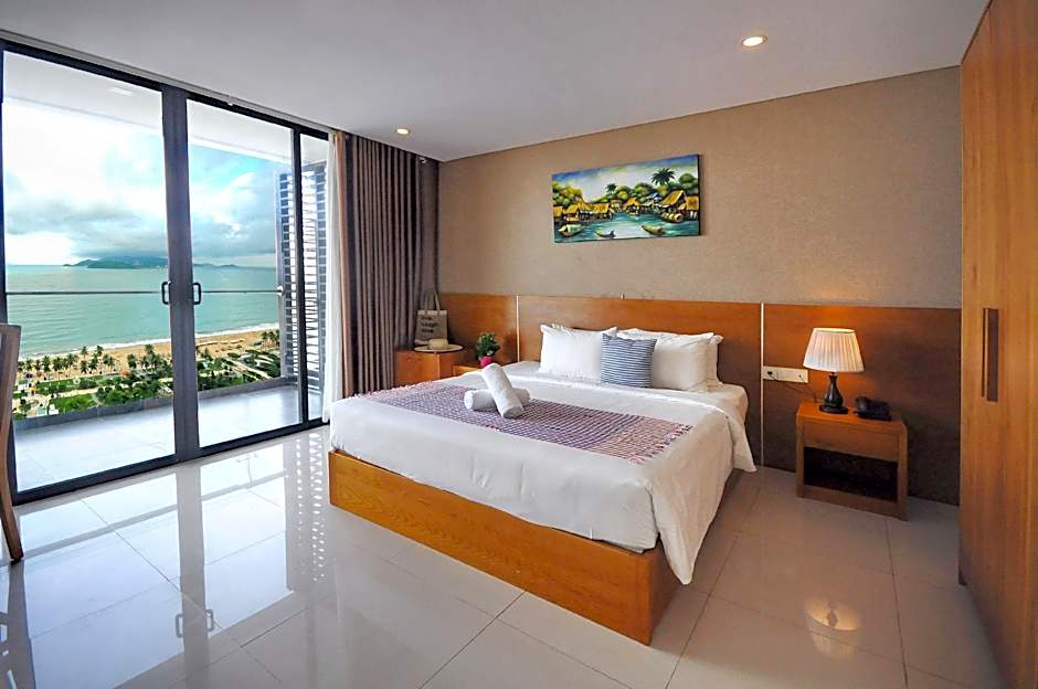 Holi Beach Hotel and Apartments