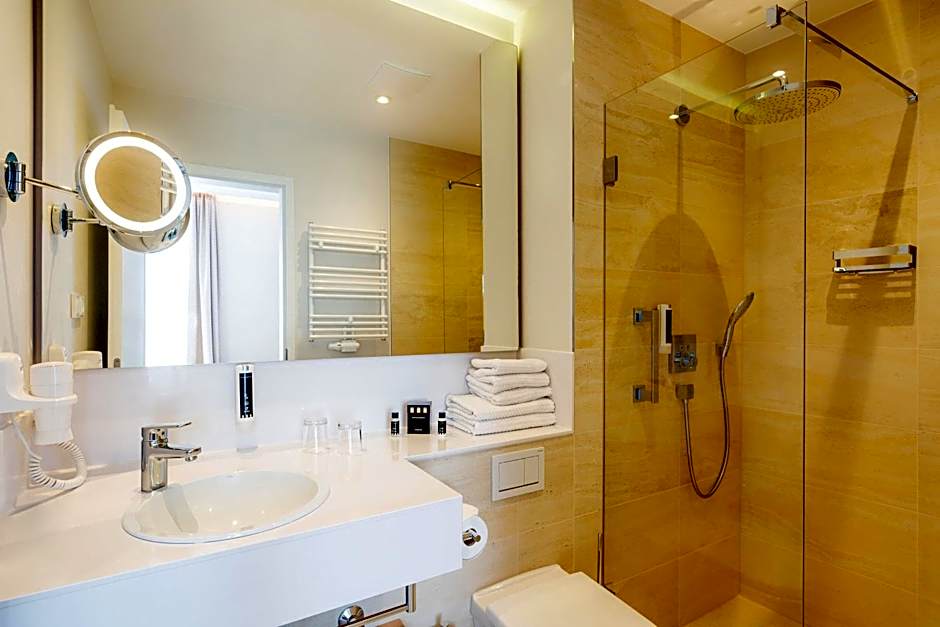 SEETELHOTEL Ostseehotel das Entdeckerhotel an der Ostsee und der perfekte Startpunkt für Ihre Inselabenteuer