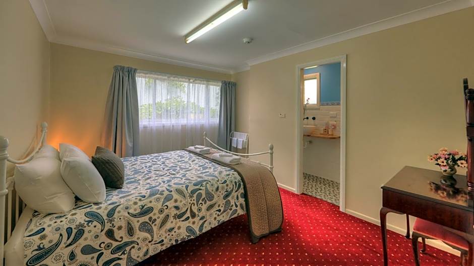 The Bank Guesthouse Glen Innes