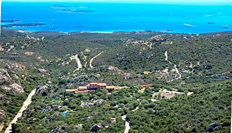 Hotel Rocce Sarde