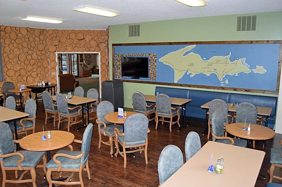 Cedar Hill Lodge