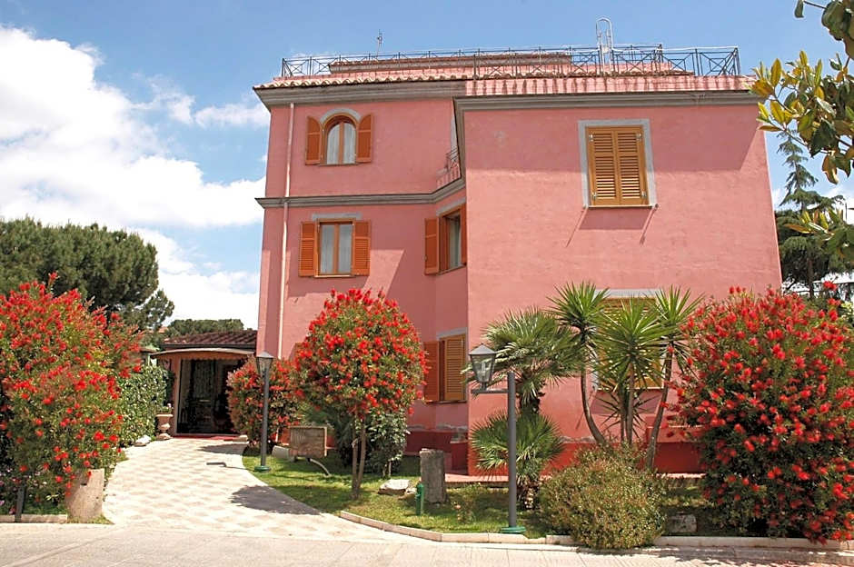 Hotel Arco Di Travertino