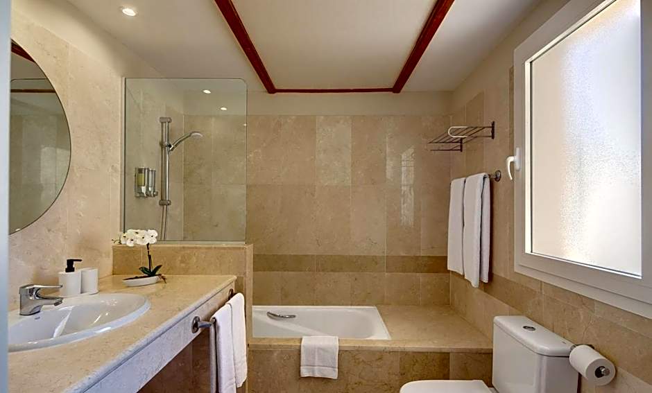 Elviria Hills Living