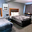 Monashee Lodge