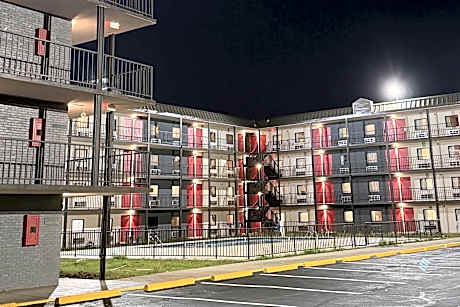 Ramada by Wyndham Kenner/New Orleans Airport South