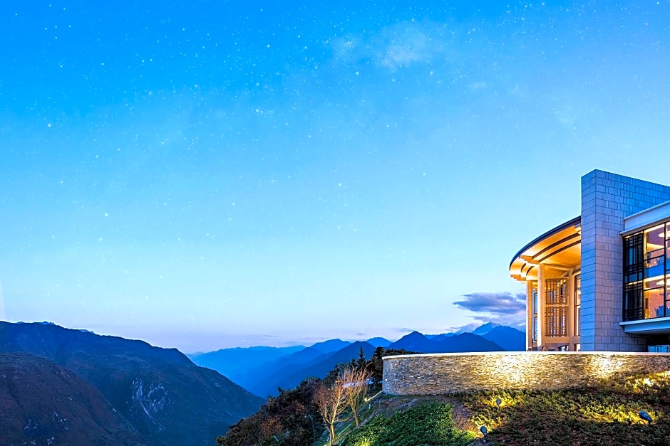 Banyan Tree Jiuzhaigou