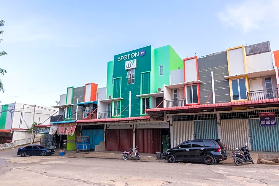 OYO 1917 Mamora Homestay