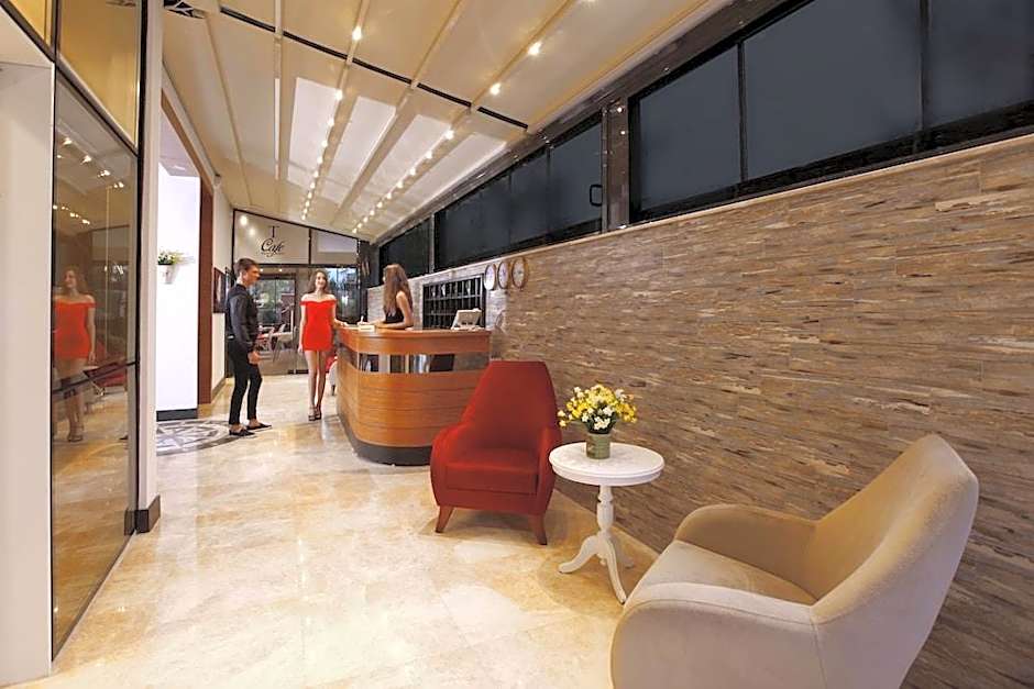 Buca Mat Hotel By Tahtali