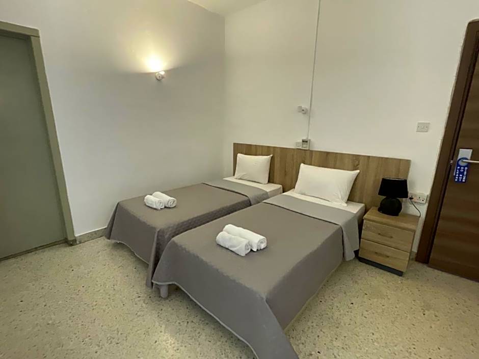 Roma Hotel