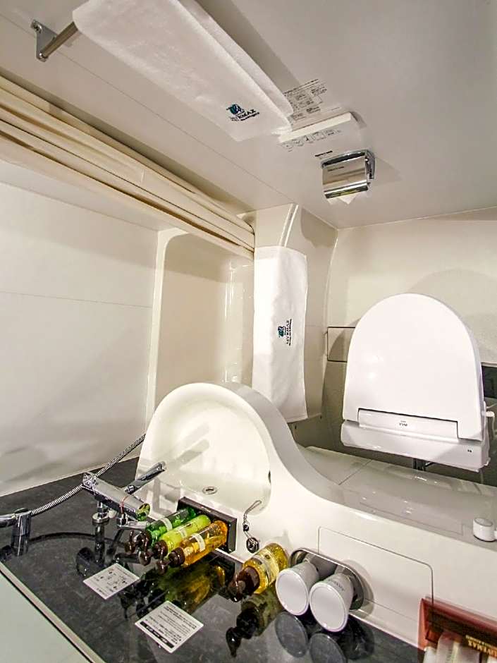 Hotel Livemax Osaka Kadoma