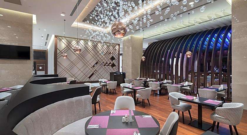 DoubleTree by Hilton Istanbul Umraniye