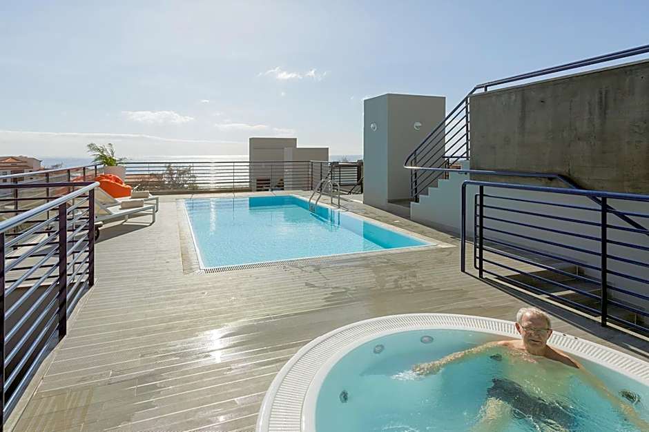 Terrace Mar Suite Hotel