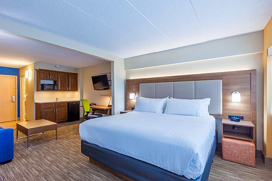 Holiday Inn Express Hotel & Suites Saint John Harbour Side By IHG