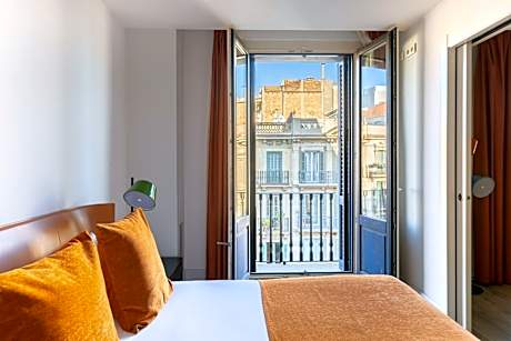 APARTMENT 3 BEDROOMS CAPACITY 1 ADULT