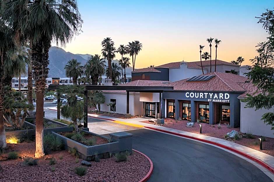 Courtyard by Marriott Palm Springs