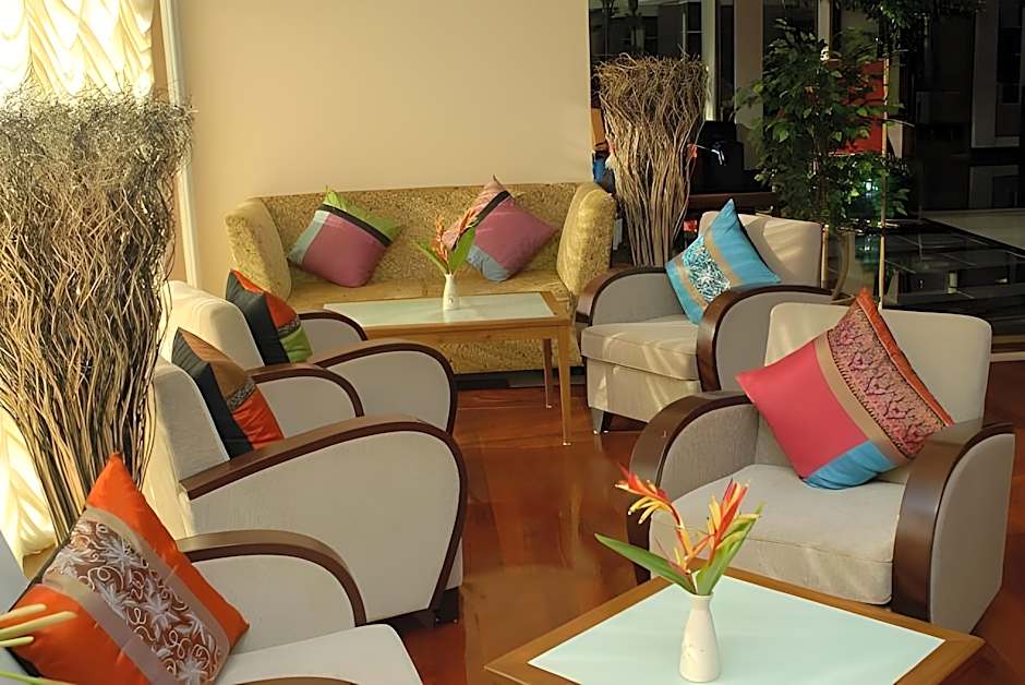 Chakungrao Riverview Hotel