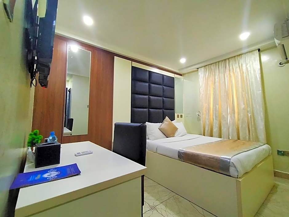 BoardWalk Hotels Zone 5