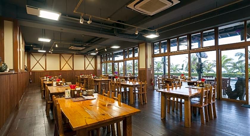 Kanucha Bay Hotel & Villas