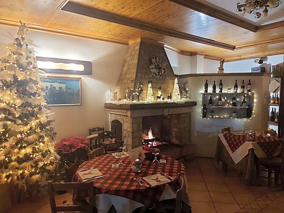 Hotel Altopiano Delle Rocche