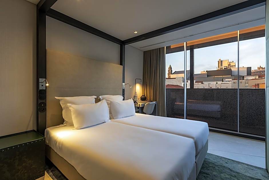 Porto Royal Bridges Hotel