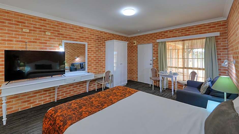 Country Gardens Motor Inn