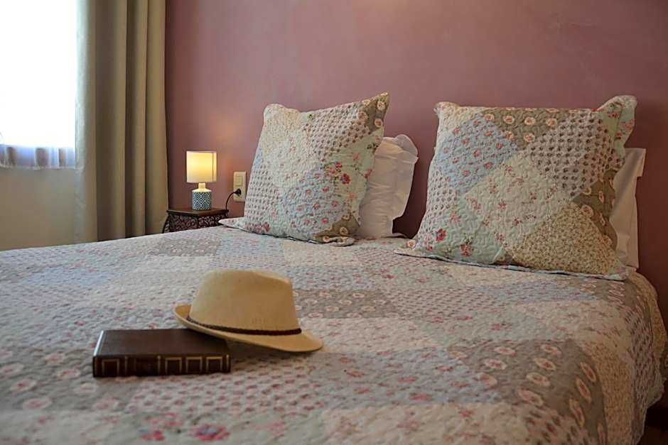 Les Arcades Le Lion D'or