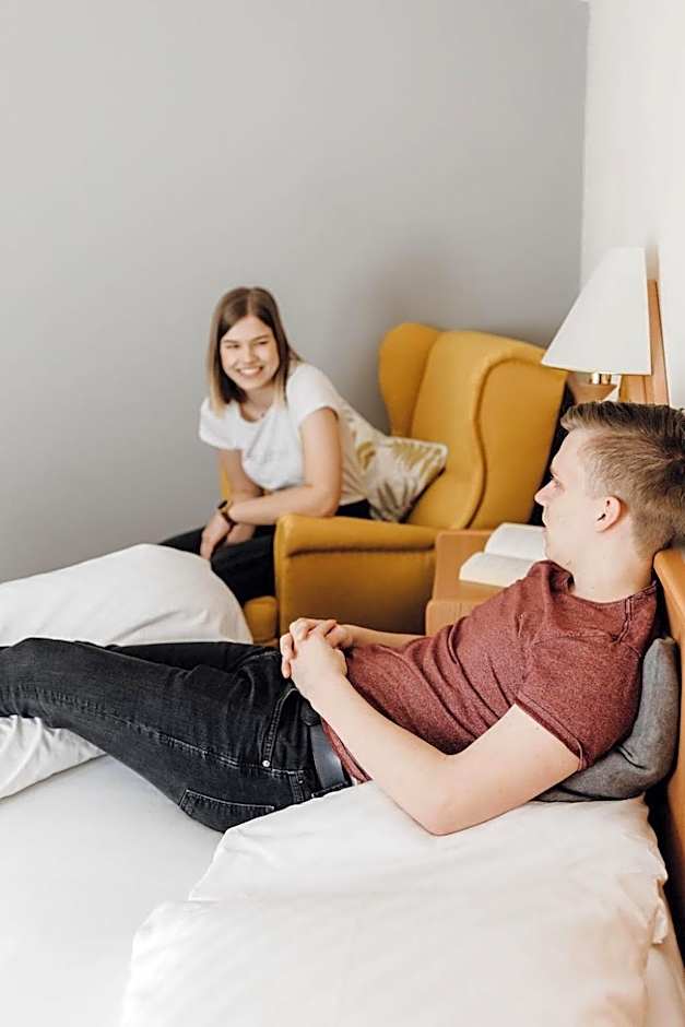 Dorfcafe Unken Hotelpension sWirtshaus im Dorf