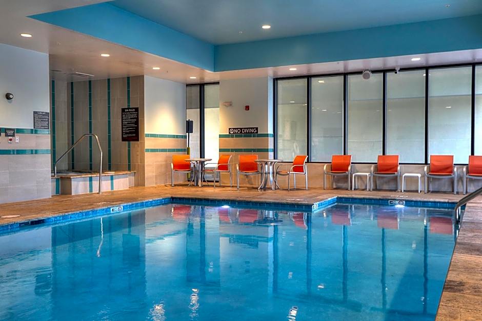 Holiday Inn & Suites Pigeon Forge Convention Center By IHG