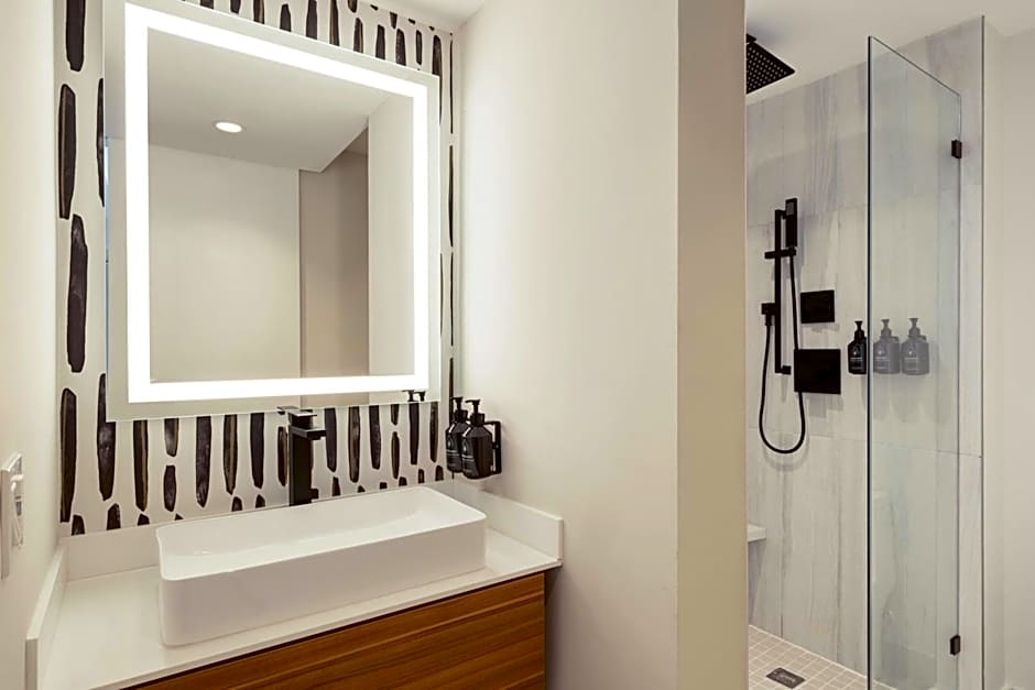 Atwell Suites Miami Brickell by IHG