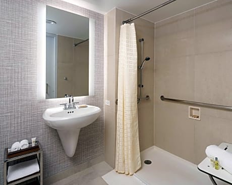 Queen Room - Mobility Accessible with Shower