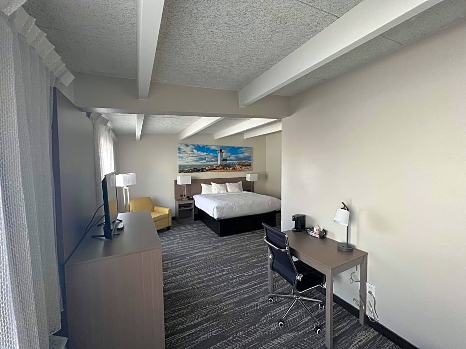 Days Inn by Wyndham Manitowoc