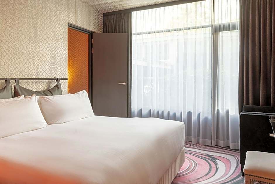 Apollo Hotel Amsterdam, a Tribute Portfolio Hotel