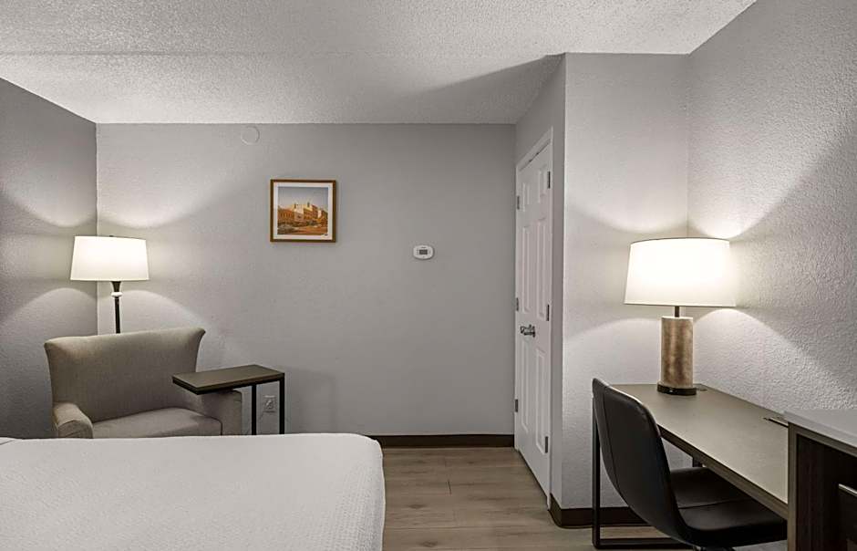 La Quinta Inn & Suites by Wyndham Stockton