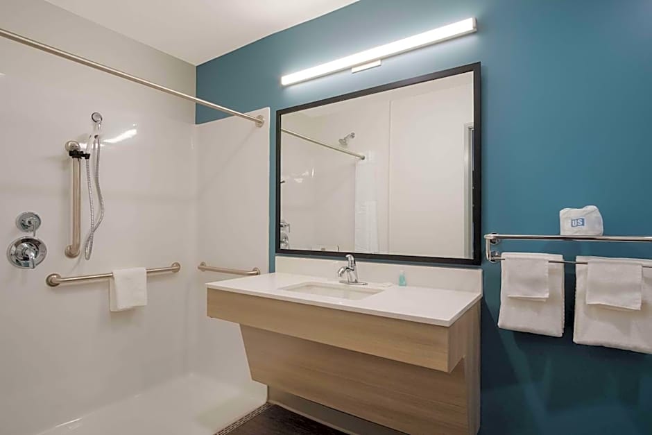 WoodSpring Suites Grand Rapids Kentwood