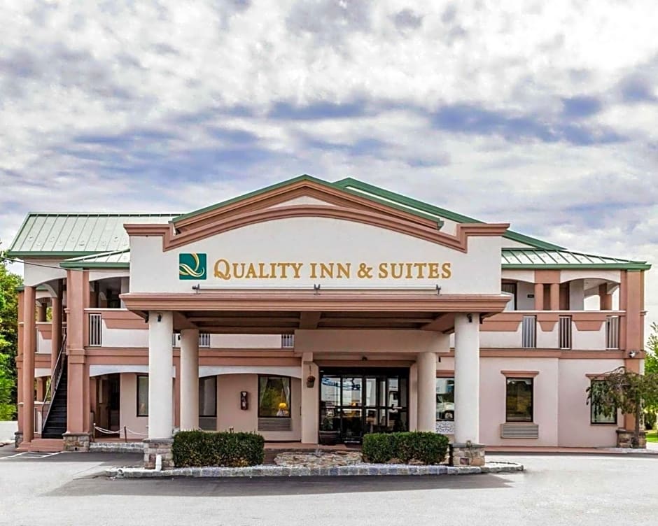 Quality Inn & Suites Quakertown-Allentown